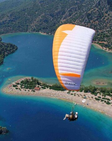 Paragliding
